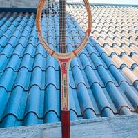 Racchetta da tennis vintage in legno