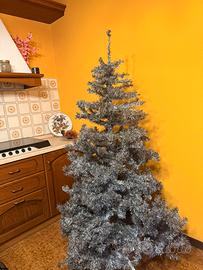 Albero di natale con palline