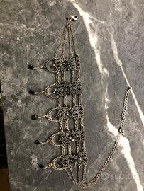 Collana stile gotico