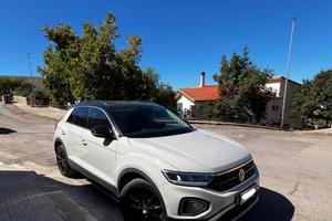 Volkswagen T-Roc 1.0 TSI 110 CV – 2023 – 61.000 km