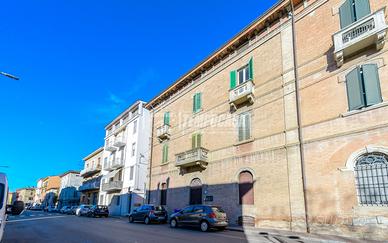 bilocale da ristrutturare