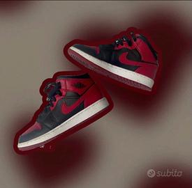 Nike Air Jordan 1 Mid Banned 2020