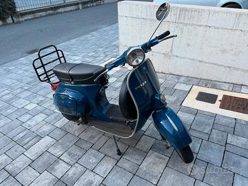 Vespa et3 125 primavera