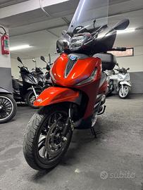 Piaggio Beverly 300 i.e.