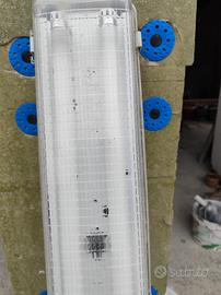 Lampade lunghe da garage