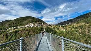 Valtellina - Valtartano, rustico con terreno