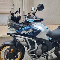 CFMOTO 700 MT
