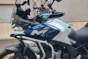 CFMOTO 700 MT