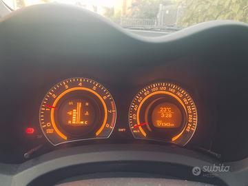 TOYOTA AURIS 1.6 Benzina