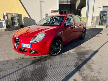 Alfa romeo Giulietta 2014 2.0 jtdm Distinctive 175