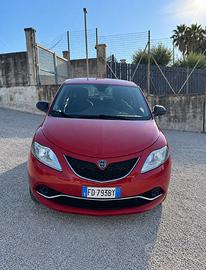 Lancia Ypsilon 0.9 TwinAir 85 CV 5 porte Metano Ec