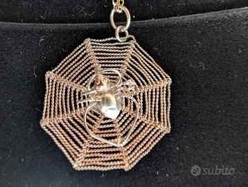 Collana con ragno