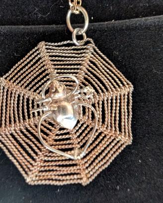 Collana con ragno
