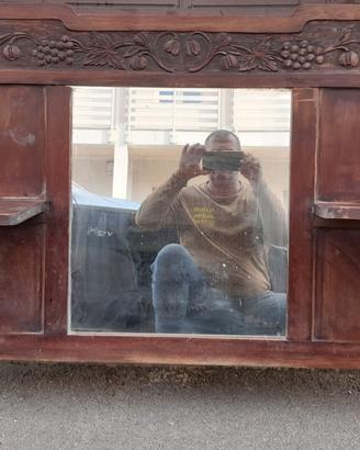 Specchiera in legno intagliato con alzata Antica