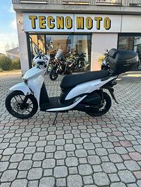 Sym BWT 125 * LEGGERO E COMPATTO