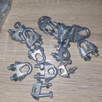 Lotto da 62 Morsetti a cavallotto in metallo