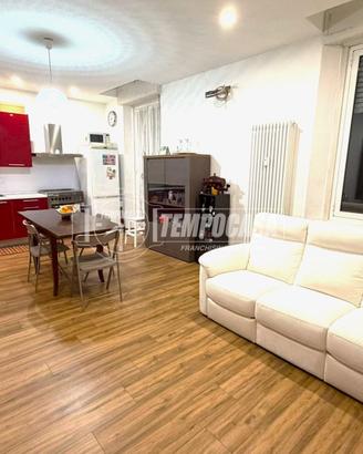 ELEGANTE APPARTAMENTO SU DUE LIVELLI RISTRUTTURATO