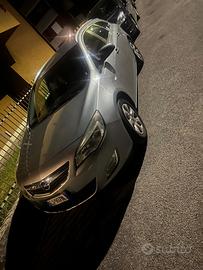 Opel astra 2011 sport 1.7 tdi
