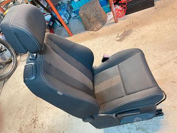 Sedile dx Renault Megane Coupè 3 serie del 2009