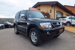 MITSUBISHI PAJERO 3.2 16V DI-D CORTO GLX