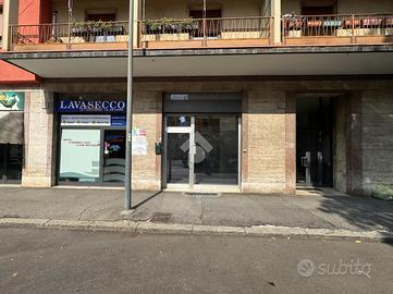 NEGOZIO A BRESCIA