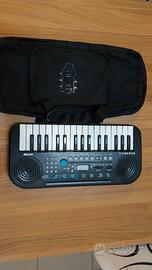Tastiera scolastica Kurzweil KP10 con custodia