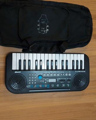 Tastiera scolastica Kurzweil KP10 con custodia