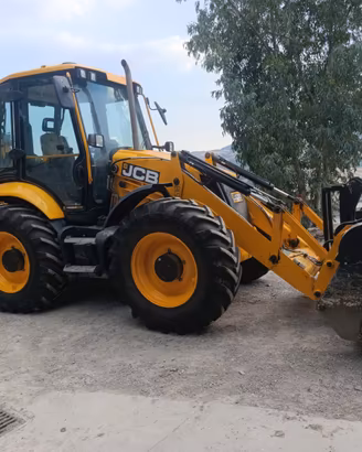 Terna JCB 4CX Pro