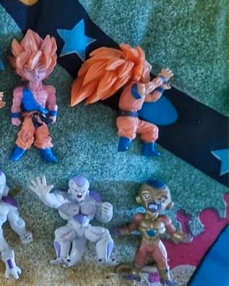Dragon Ball : lotto piccoli personaggi + collana 