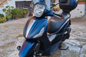 Piaggio Beverly S 300 2021 con accessori