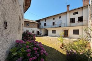 Casa con accessori personalizzabili