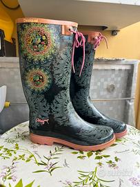 Stivali desigual wellingtom
