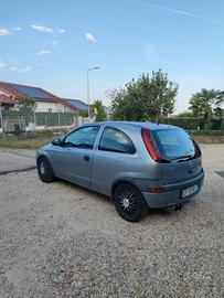 Opel corsa C 1.0 12v NEOPATENTATI