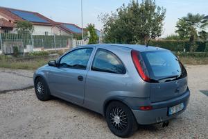Opel corsa C 1.0 12v NEOPATENTATI