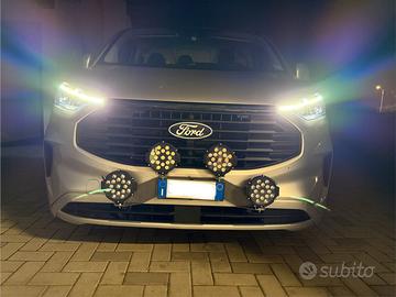 Staffa fanaliera auto