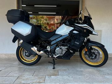 Suzuki V Strom DL 650 - 2023