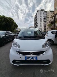 Smart ForTwo 1000 62 kW cabrio pulse