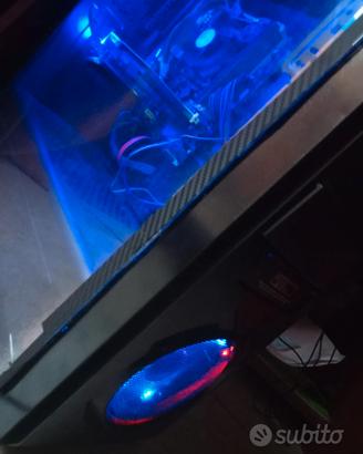 PC low  gaming e perfetto per la scuola
