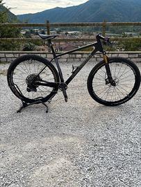 mtb Megamo Factory hardtail top di gamma