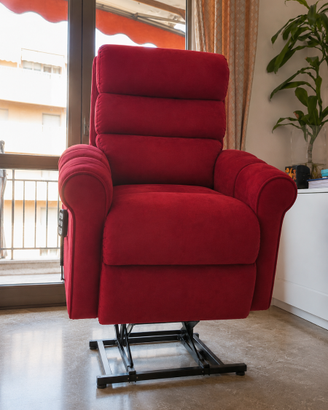 POLTRONA RELAX DUE MOTORI VIBROMASSAGGIO MAI USATA