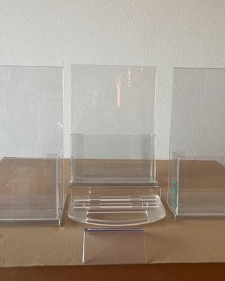 N. 3 Espositori in plexiglass portabiglietti/posta