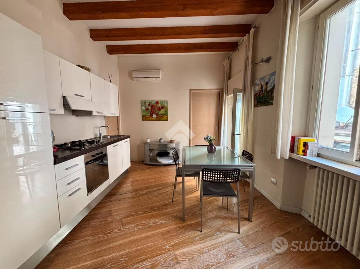 Appartamento – Verona, Veronetta, Centro storico - Altro