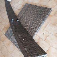 Doccia esterna in vimini