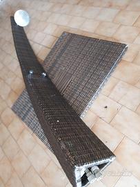 Doccia esterna in vimini