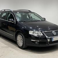 Volkswagen Passat 2.0TDI DSG Highline LEGGI BENE