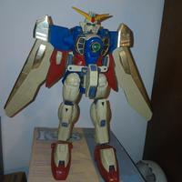 Gundam Bandai Wing Ala Di Fuoco Super trasformabil