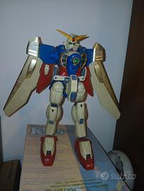 Gundam Bandai Wing Ala Di Fuoco Super trasformabil