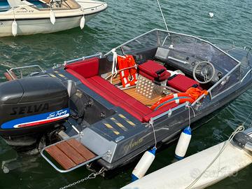 Barca fuoribordo