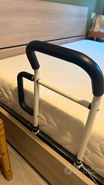 Maniglione imbottito per letto
