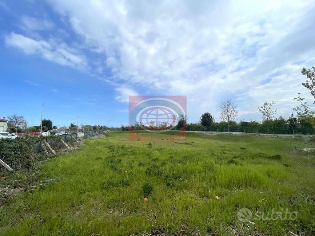 Terreno di 1100 m² a Cesena - Vista 4